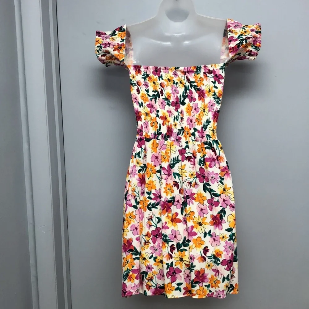 PINK by Victoria’s Secret off the shoulder dress. - Picture 2 of 6